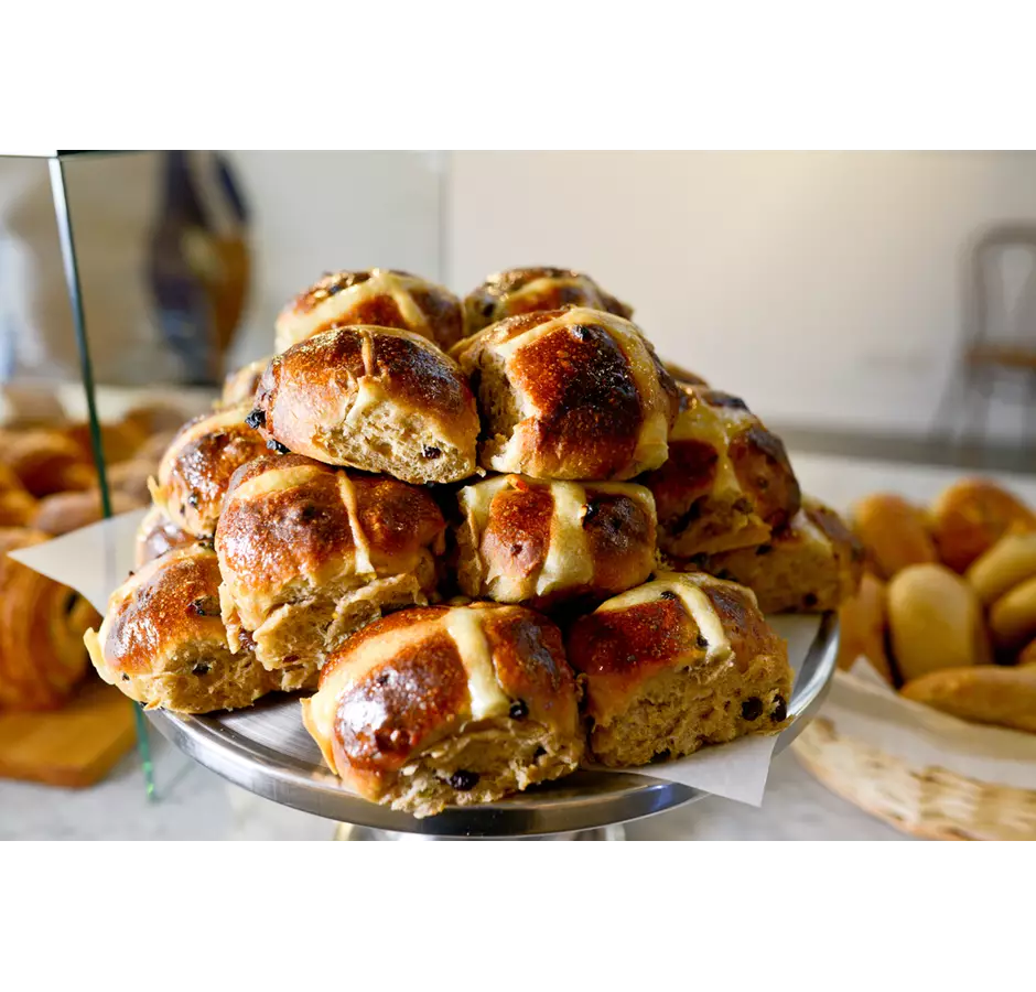 Hot Cross Buns Bellbird Bakery