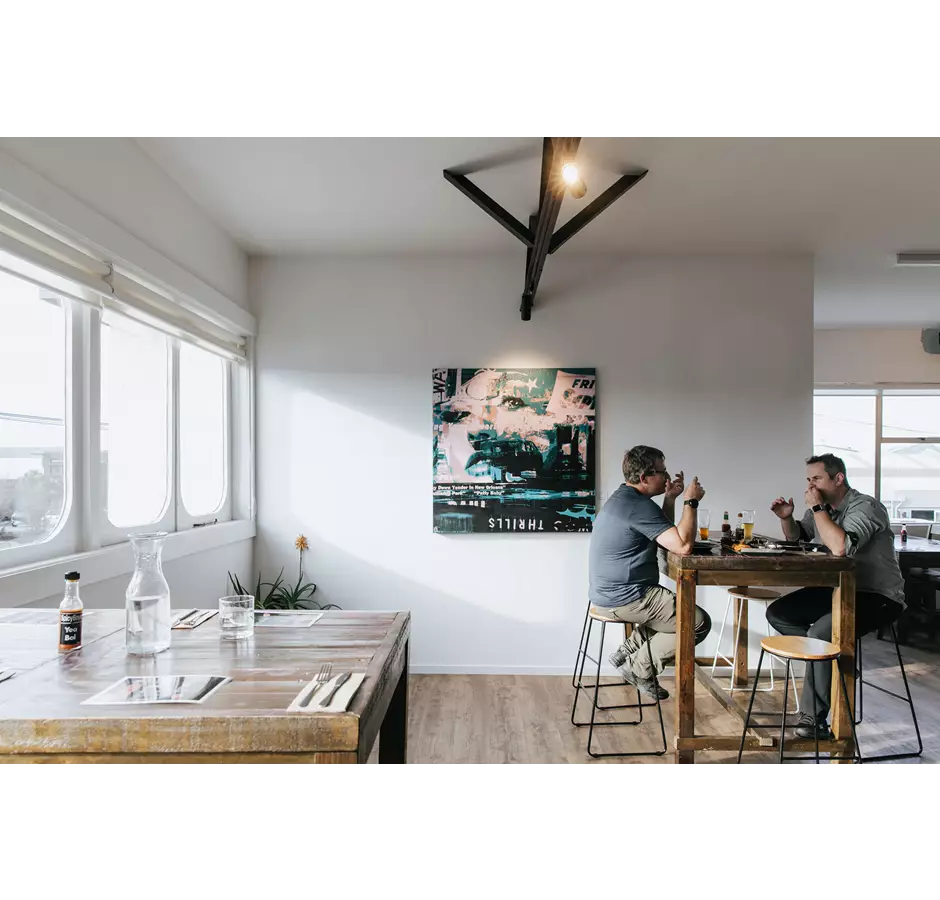 Explore Christchurch With Smokey Ts Casual Dining