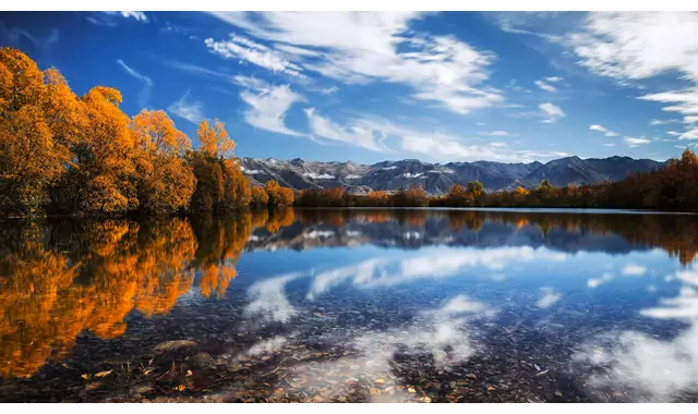Mackenzie Twizel Mirrored Lake photo by Rachel Stewart