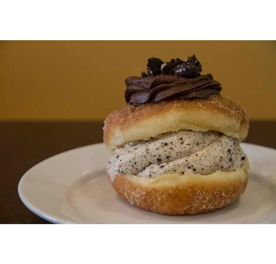 Glamour Cake Donut