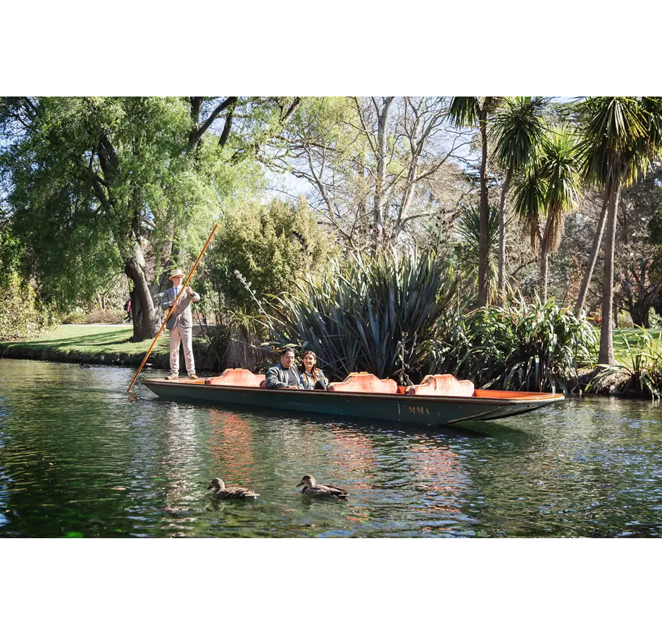 Christchurch Attractions Ryan Wilkes Punting Avon